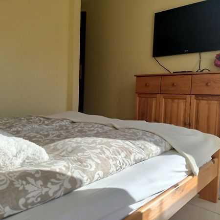Komfortowy 3-Pokojowy Apartament 6 Osobowy, 70M Od Morza W Ustroniu Morskim Z Basenem W Sezonie Устроне-Морське Екстер'єр фото