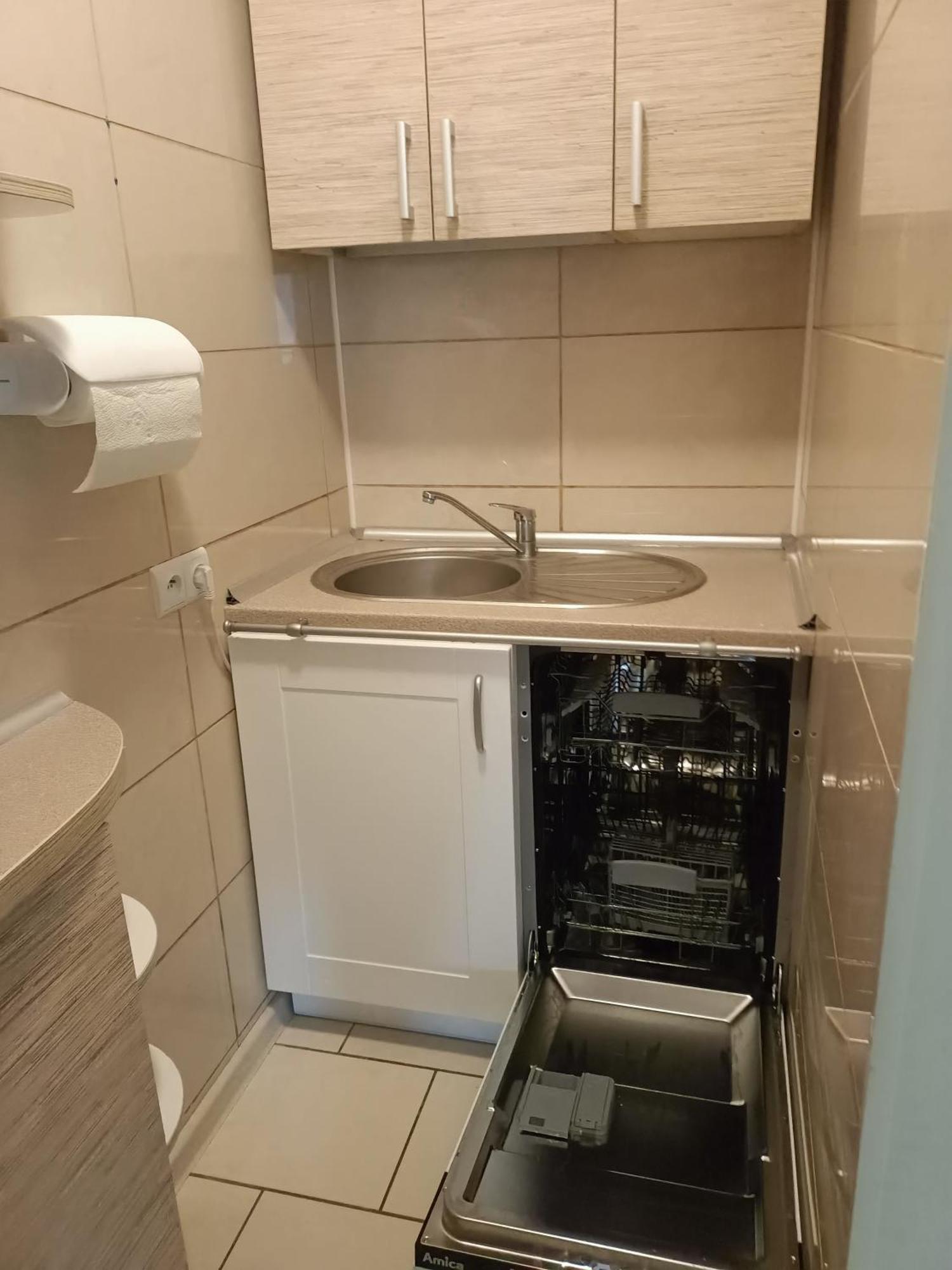 Komfortowy 3-Pokojowy Apartament 6 Osobowy, 70M Od Morza W Ustroniu Morskim Z Basenem W Sezonie Устроне-Морське Екстер'єр фото