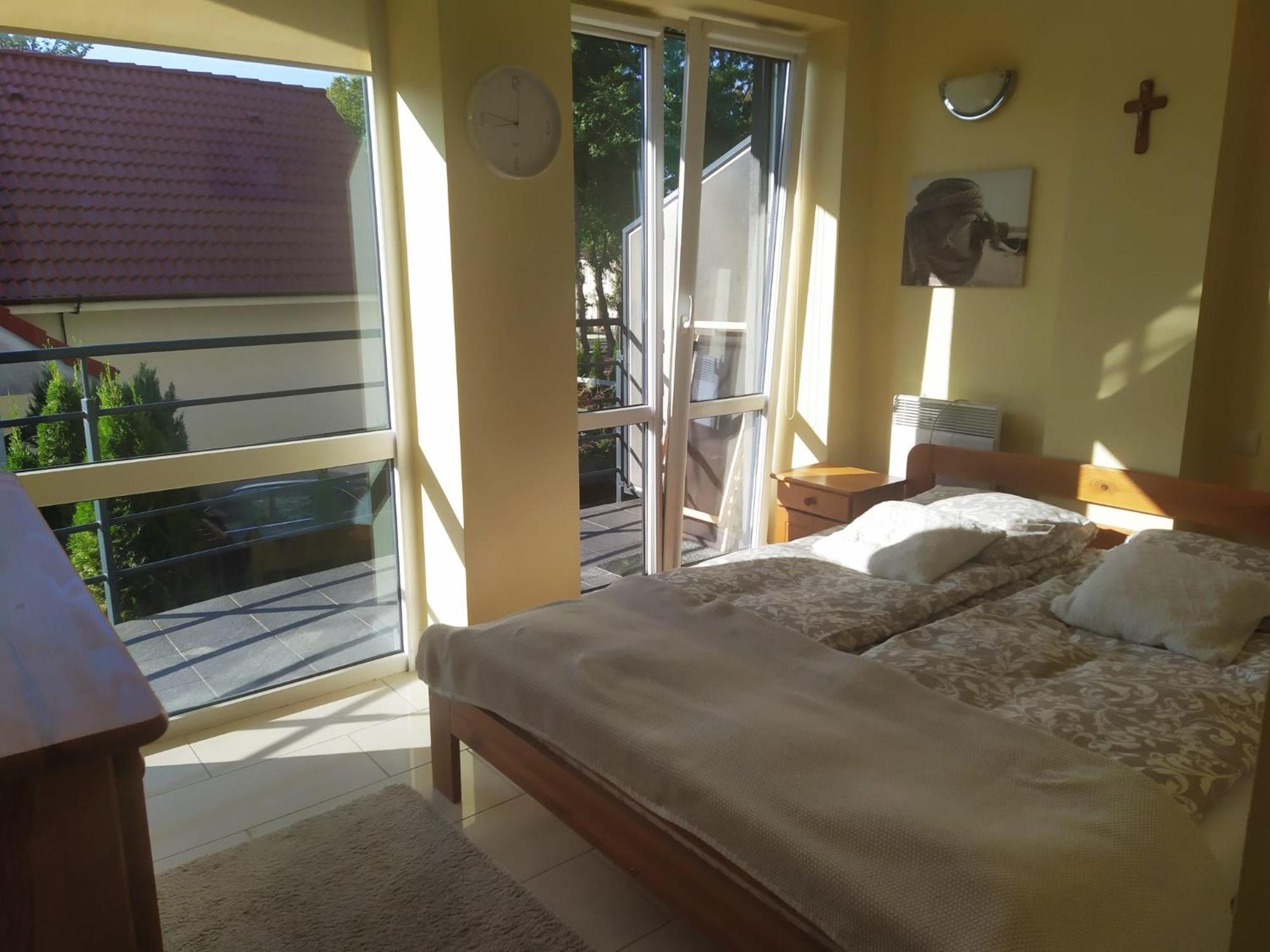 Komfortowy 3-Pokojowy Apartament 6 Osobowy, 70M Od Morza W Ustroniu Morskim Z Basenem W Sezonie Устроне-Морське Екстер'єр фото